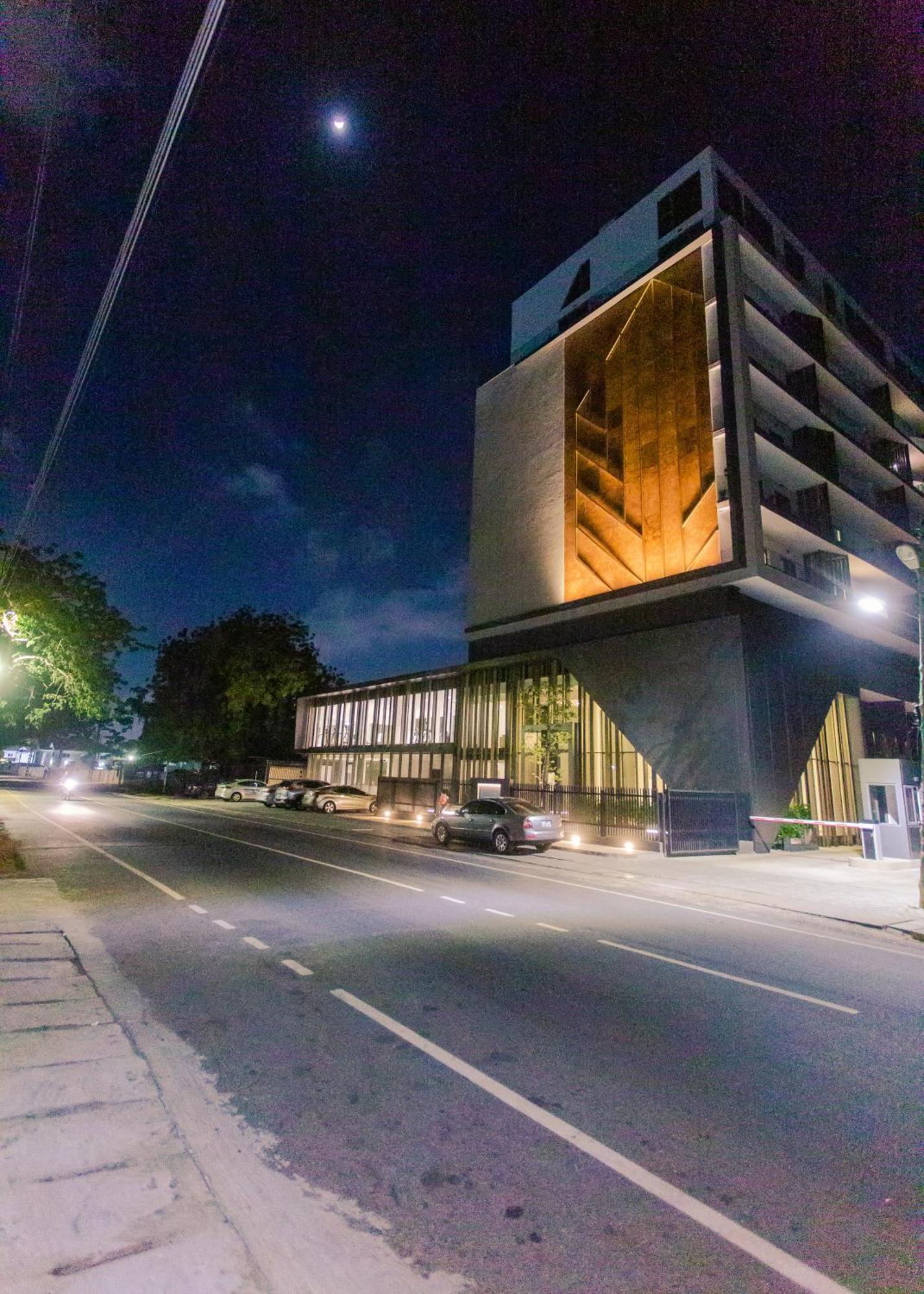 Accra Luxury Apartments @ The Lennox Экстерьер фото